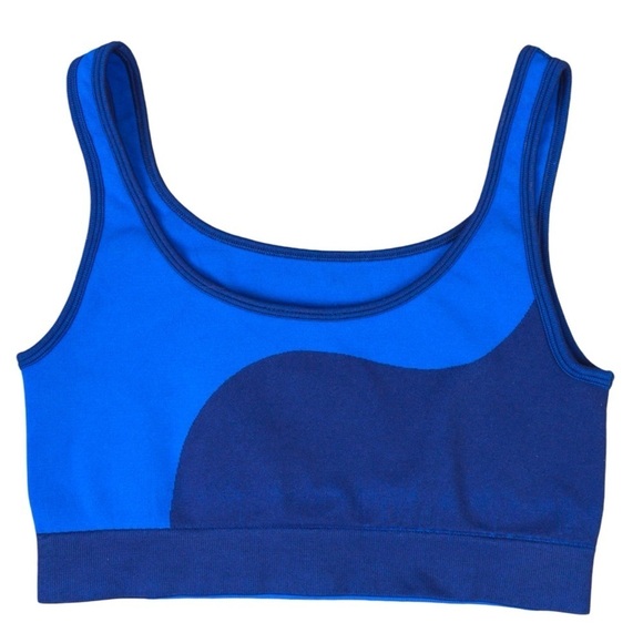 Fabletics Sunny Reversible Low Impact Sports Bra, Midnight Navy/Splash - Large - Picture 4 of 6